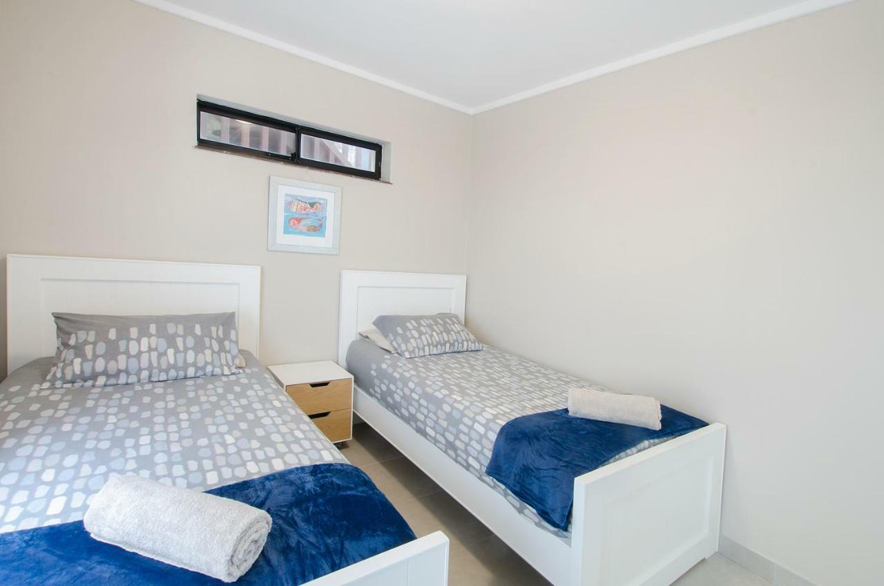 Herolds Bay Accommodation - Hiers Ons Weer Downstairs Exteriör bild
